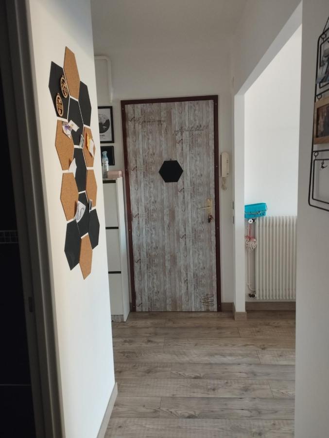 Charmant Appartement 3 Pieces Mandelieu Eksteriør bilde